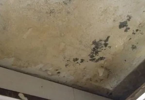 临洮阳台漏水维修公司分享下临洮卫生间渗水维修需要注意哪些问题。